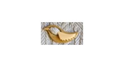 Wooden Shawl Pin Bird *